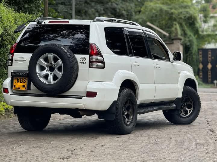 2006 Toyota Prado TX J120 - Front View